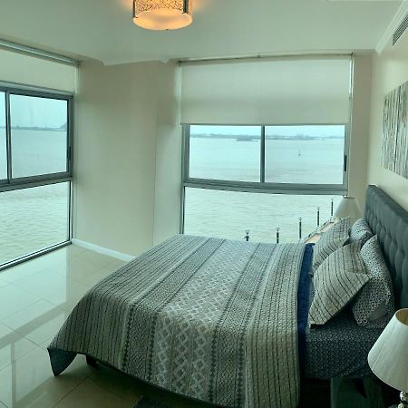 Apartamento Vista Al Rio Puerto Santana Riverfront 1 Guayaquil Zewnętrze zdjęcie