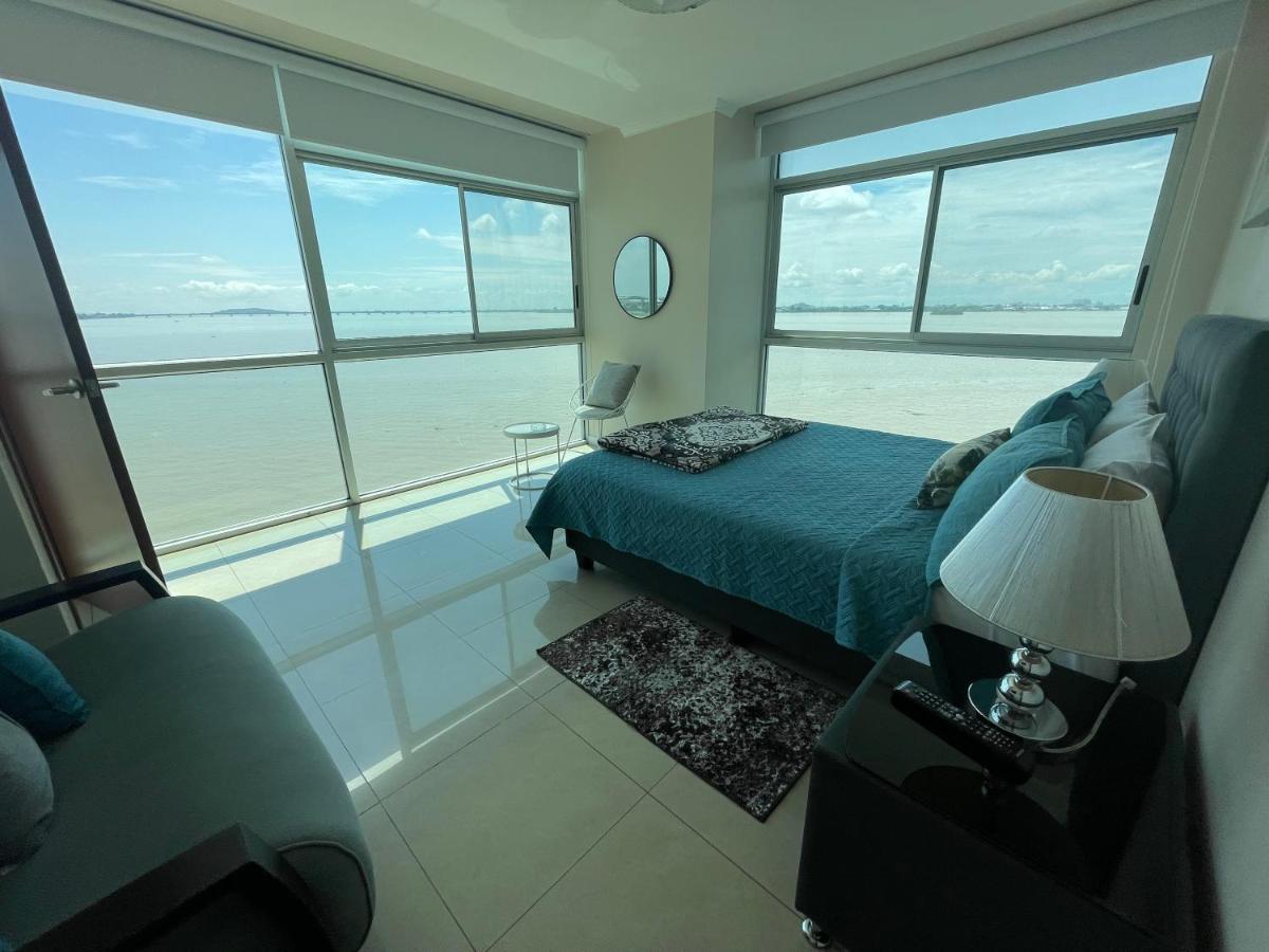 Apartamento Vista Al Rio Puerto Santana Riverfront 1 Guayaquil Zewnętrze zdjęcie